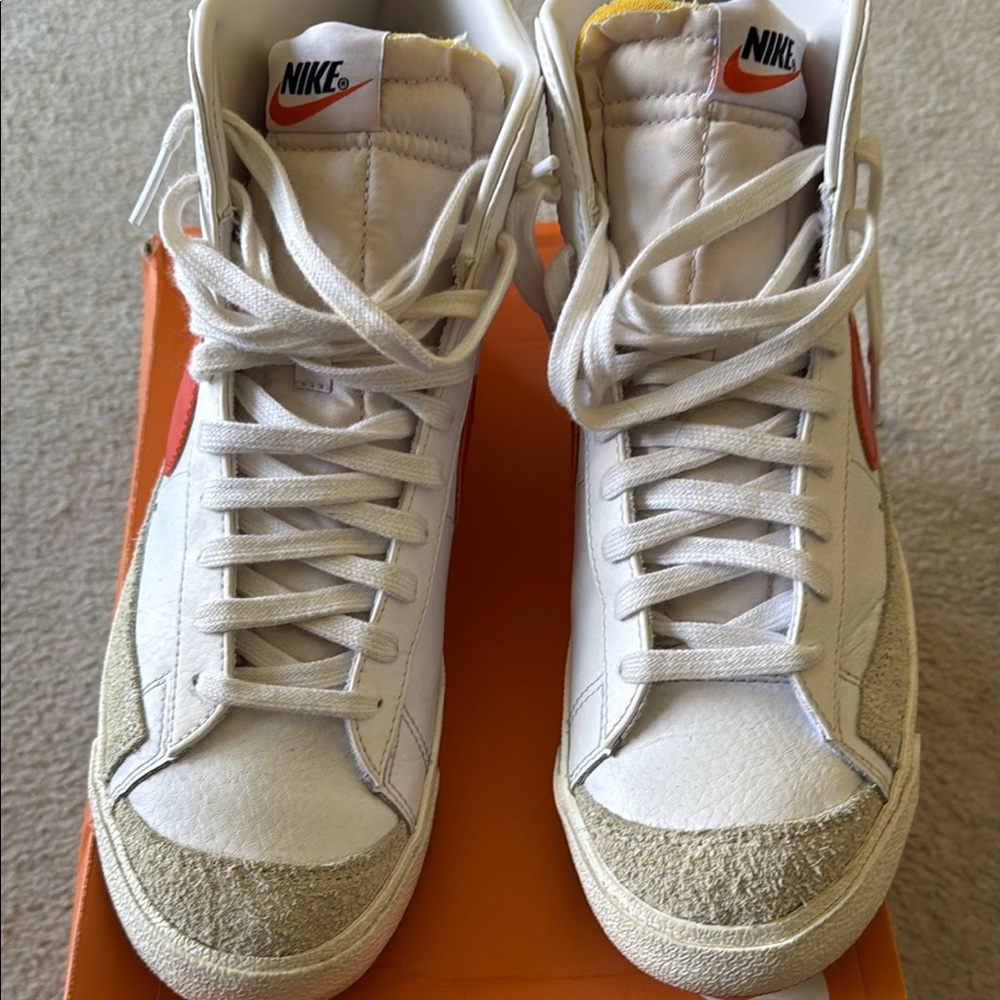 Nike Blazer Mid Sneaker